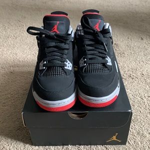 Air Jordan 4 Retro